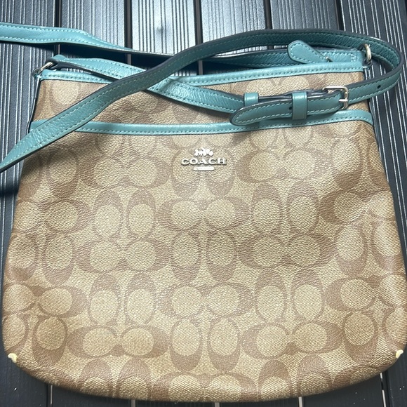 Coach Kitt Messenger crossbody bag - Picture 2 of 5